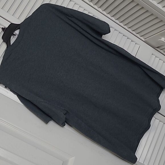 Gildan sz XL gray T-Shirt with graphics "This Human belongs to Dusty" - Picture 3 of 6